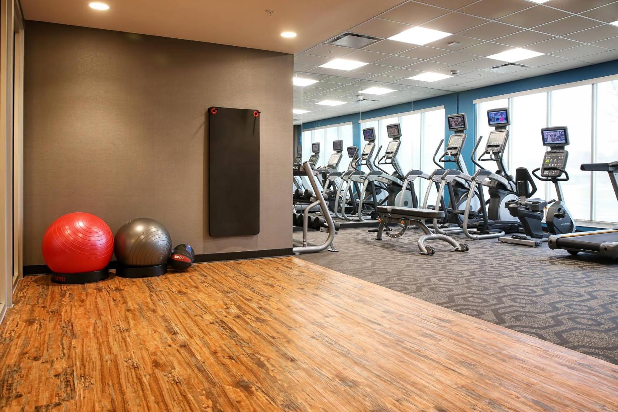 Fairfield Inn&suites By Marriott Madison Hotel