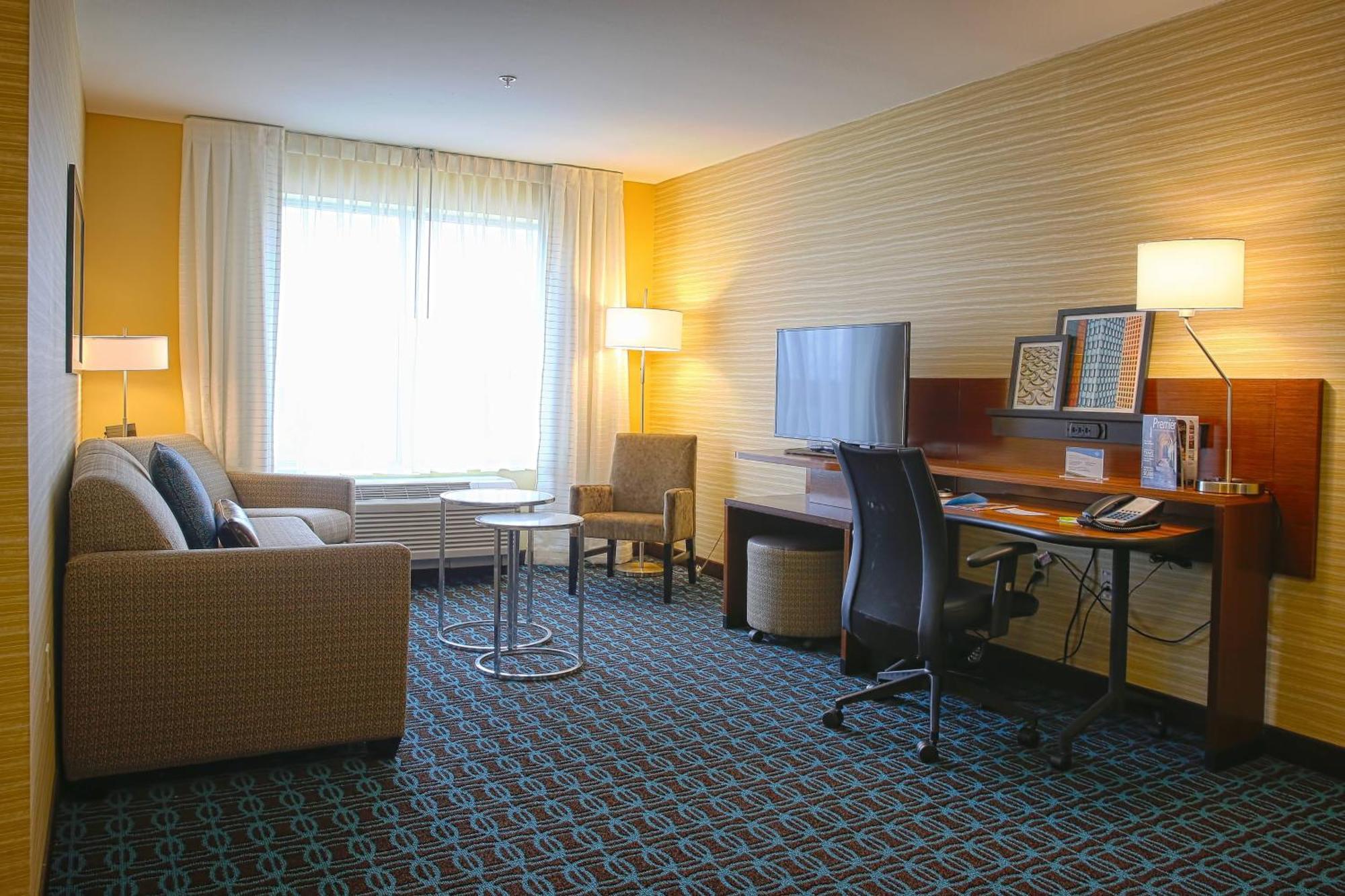 Fairfield Inn&suites By Marriott Madison Hotel